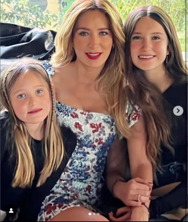 Geraldine Bazán con sus hijas