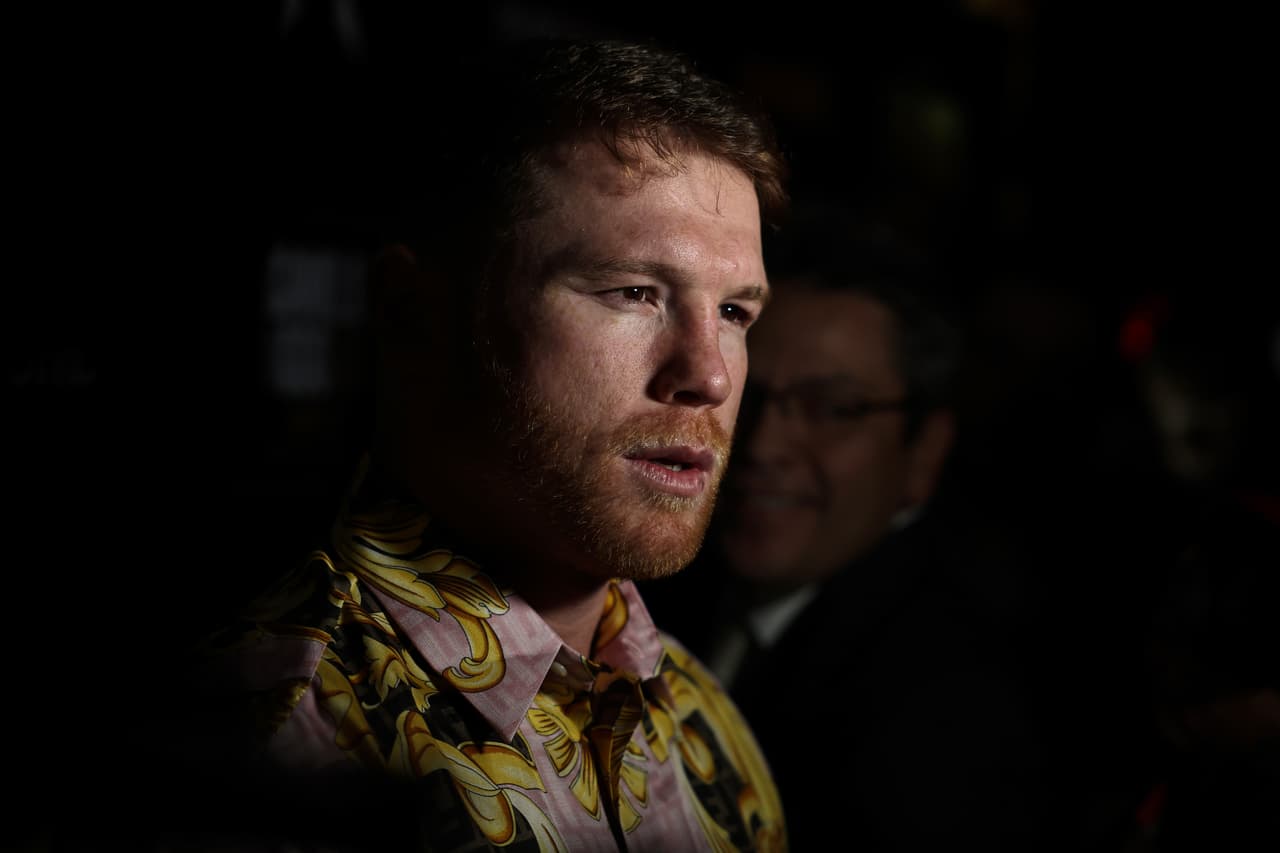 Canelo anticipa tragedia en peleas con luchadores: "Los pueden matar"