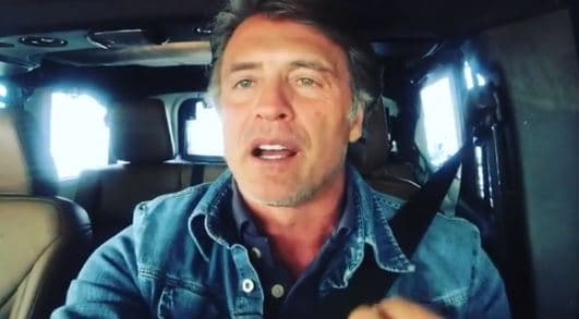 Después de dar a conocer su separación de Maki Soler en noviembre de 2018, el actor de origen argentino se vio envuelto en rumores que lo señalaron como golpeador e, incluso, infiel con su aún esposa.