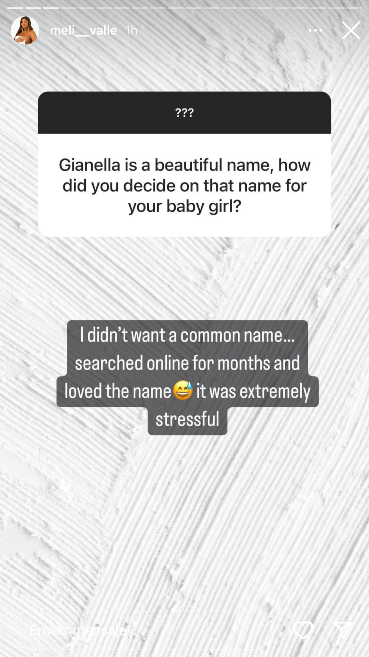 Sobre el nombre que eligió para la niña, dijo que 
<b>"no quería uno común"</b> y que "buscó en línea por meses".
<br>