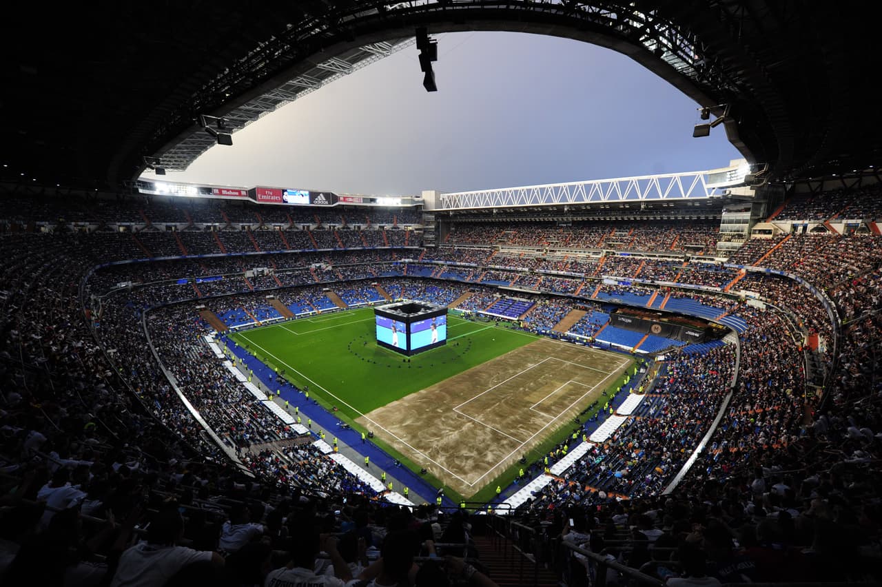 El Bernabéu celebró la Undécima del Madrid al ritmo de 'We Are The Champions'