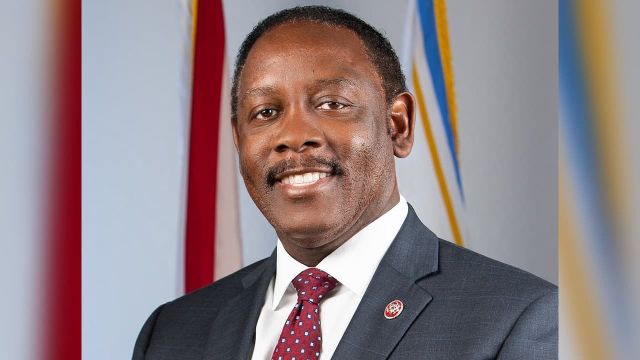 Jerry Demings es reelegido como alcalde del condado Orange