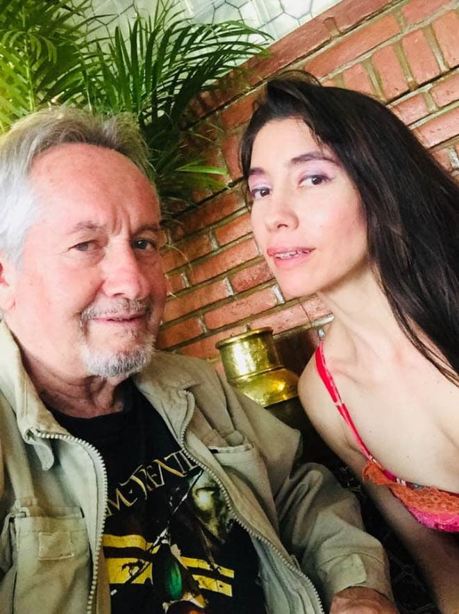 La esposa de José Ángel explicó que, aunque fue atendida, no lograron evitar el aborto y decidieron ser discretos: "Tuve un sangrado por estrés, fuimos al doctor, pero ya no se pudo hacer nada. No lo dijimos antes porque no queríamos aceptar que nos estaba pasando esto".