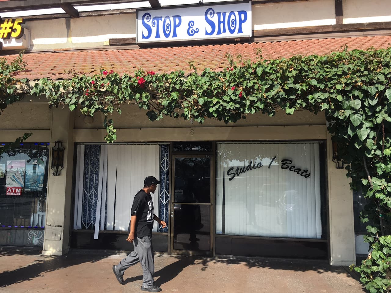 "Vendían droga y les teníamos miedo": así operó una narcotienda que desmanteló el FBI en Los Ángeles 