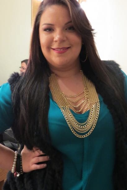 Yazaira, quien cautivó con "Creo en mí" en el estreno y seguiría demostrando su talento semana tras semana.