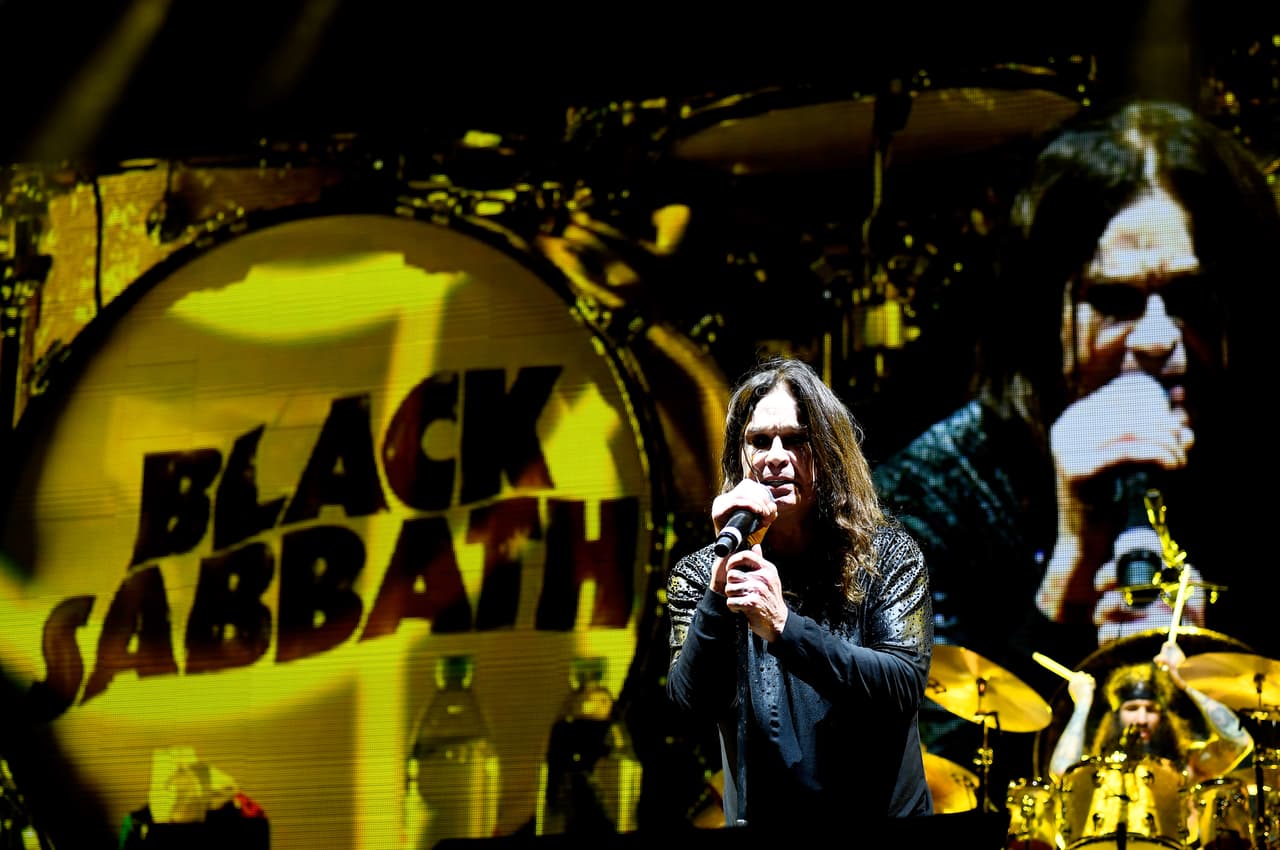 'THE END' COMES AS BLACK SABBATH PLAYS ITS LAST SHOW