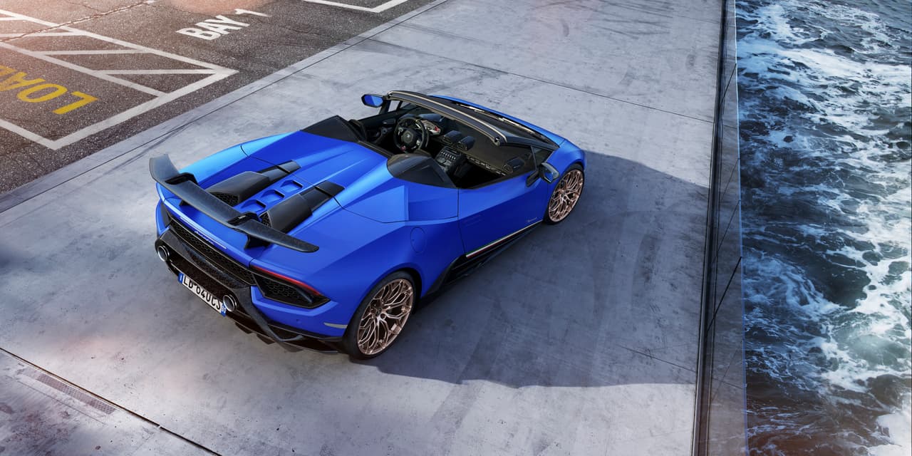 El precio del Lamborghini Huracán Performante Spyder para Estados Unidos inicia en 308,859 dólares. Las primeras unidades del nuevo modelo comenzarán a ser despachadas en el verano de 2018.