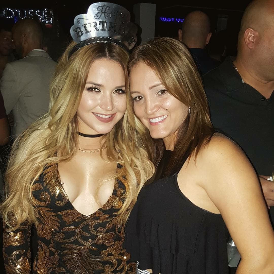 Gredmarie Colón celebró suus 28 años en la discoteca Brava