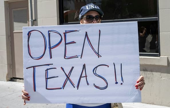 Las claves para entender las medidas señaladas como "ilegales" en San Antonio en su intento de contener el coronavirus 