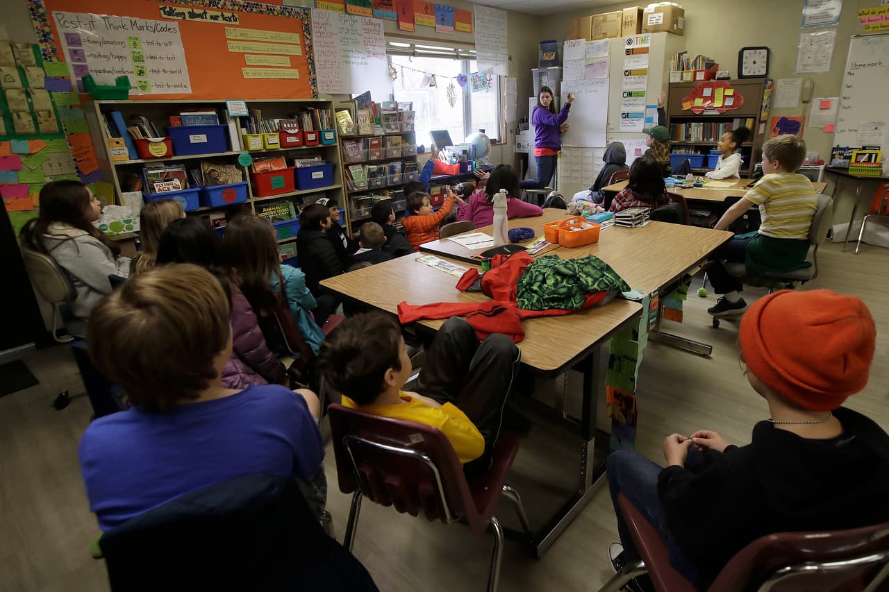 Nueva ley en California prohíbe suspender a los estudiantes por respondones