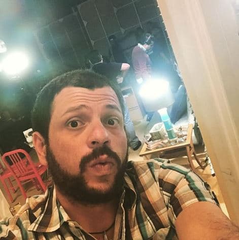 Balardi también afirmó que los hijos de ambos no influyeron en ruptura definitiva de su relación con Violeta. "Al contrario, sigo viendo a su hijo Omar. El día que mis hijas me celebraron mi cumpleaños estuvo conmigo (Omar), fui por él al Lunario porque Viole se estaba presentando ahí".