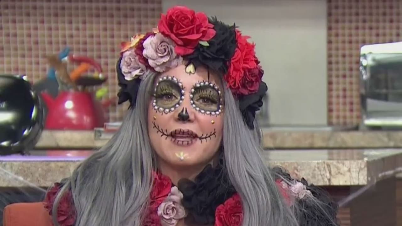 La catrina es un personaje del folclor mexicano que se ha popularizado mucho en todo el mundo, especialmente como disfraz para el Día de Muertos.