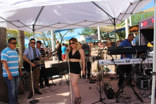 Una tremenda "Fiesta de Verano" disfrutaron cientos de personas en "Wet 'n' Wild, donde estuvieron presentes los talentos de nuestras emisoras de Uforia. 