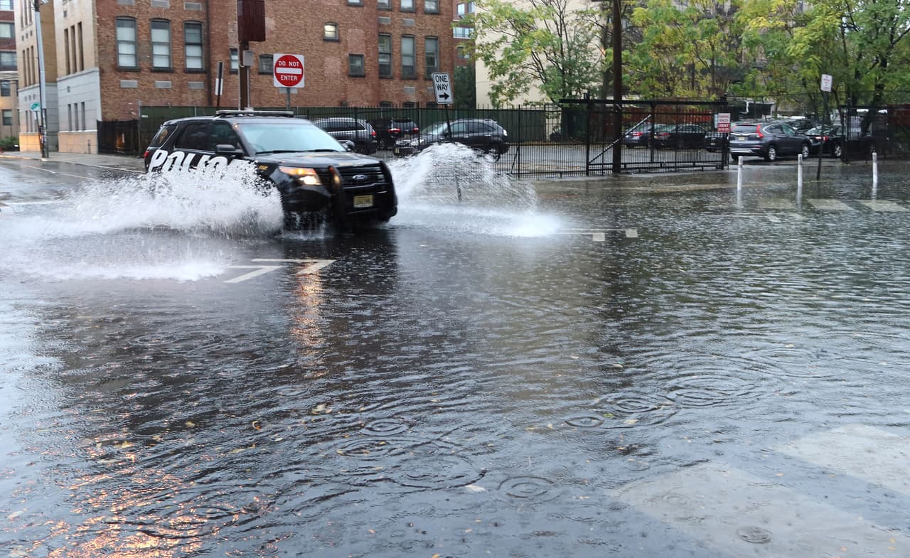 El servicio Meteorológico había advertido que advirtió que "se esperaban cortes de energía generalizados" en la región.