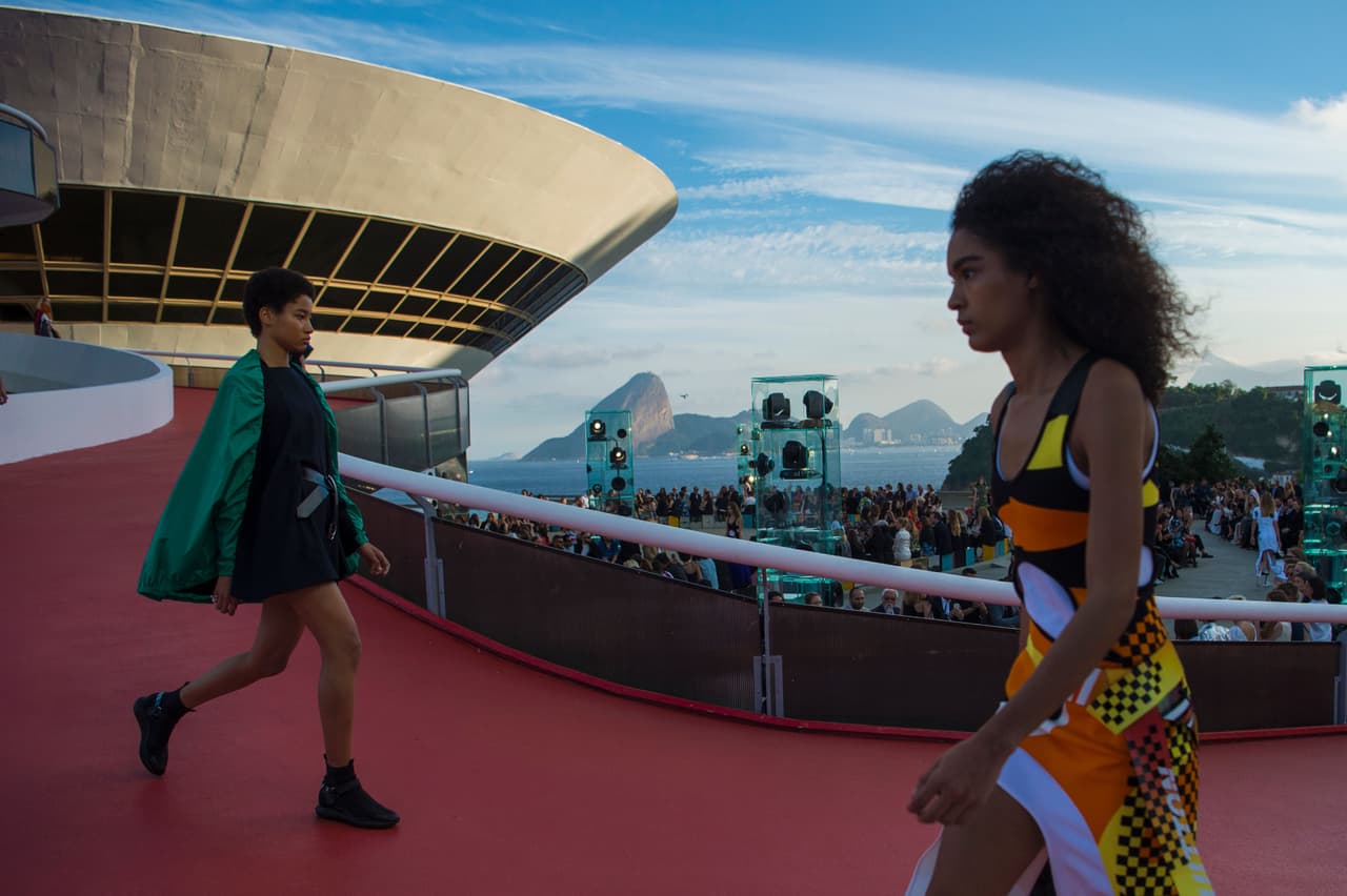 Esta fue una de las colecciones más futuristas de la casa francesa