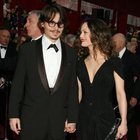 La relación sentimental entre Johnny Depp y Vanessa Paradis inició en 1998. Como fruto de su relación nacieron sus dos hijos: Lily-Rose y Jack. Durante 14 años permanecieron juntos sin contraer matrimonio.