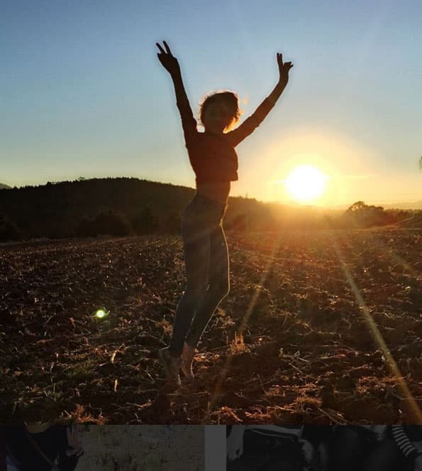 Además de estar muy feliz por la llegada de Mila, Pau también está contenta porque "Un camino hacia el destino" ha tenido muy buena respuesta por parte del público.