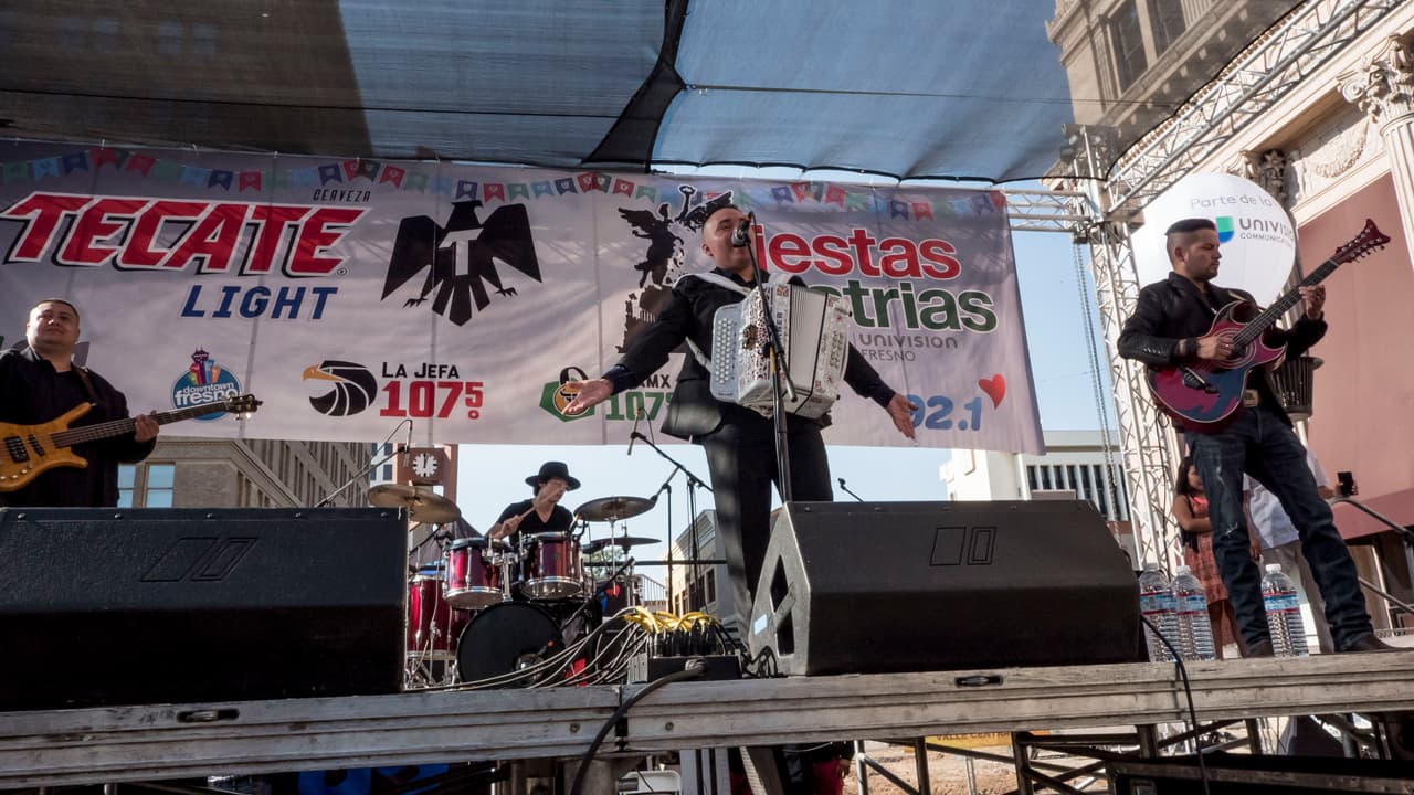 La celebracion de Independencia en el Fulton Mall