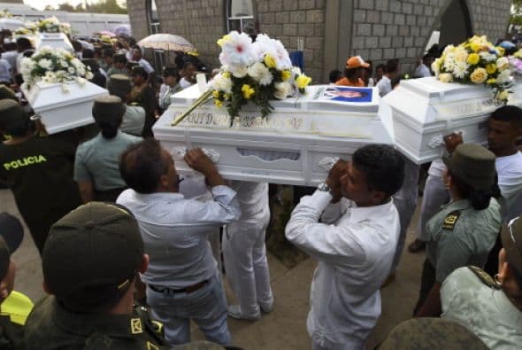 Más tarde, los pequeños fueron sepultados en el “Parque Cementerio Ángeles de la Luz”.