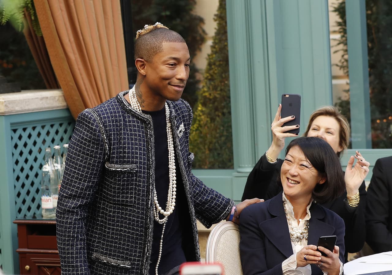 Pharrel Williams también asistió al evento.