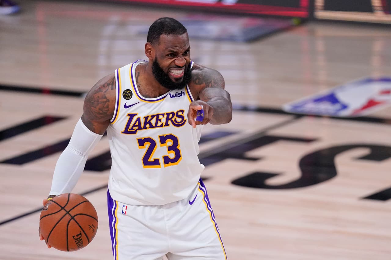 Lakers hace valer su poderío ofensivo y avanzan a la Final de la Conferencia Oeste