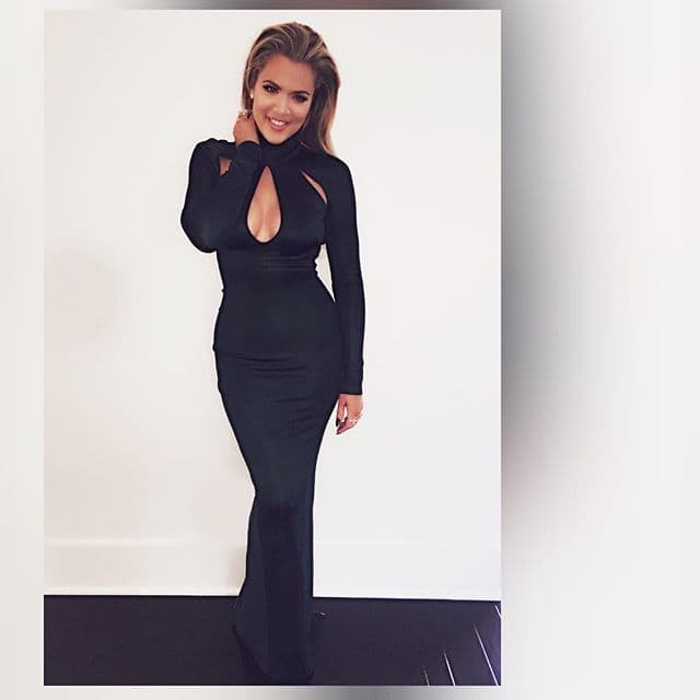 Khloé Kardashian luce más guapa y sexy que nunca.