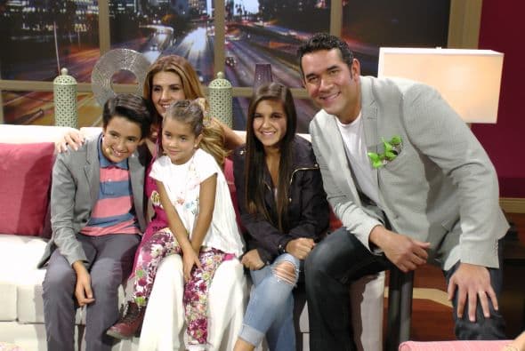 Obviamente, no podía faltar la foto del recuerdo de este momento tan especial para la actriz y su familia.