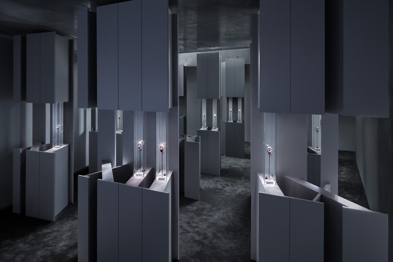 Proyecto: Exposición temporal Cartier Shape Your Time, Tokio, 2014