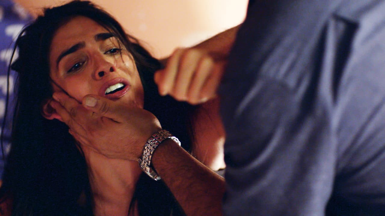 En esos momentos, Rosario sufría un ataque de la pareja de su mamá, quien día tras día la acosaba.