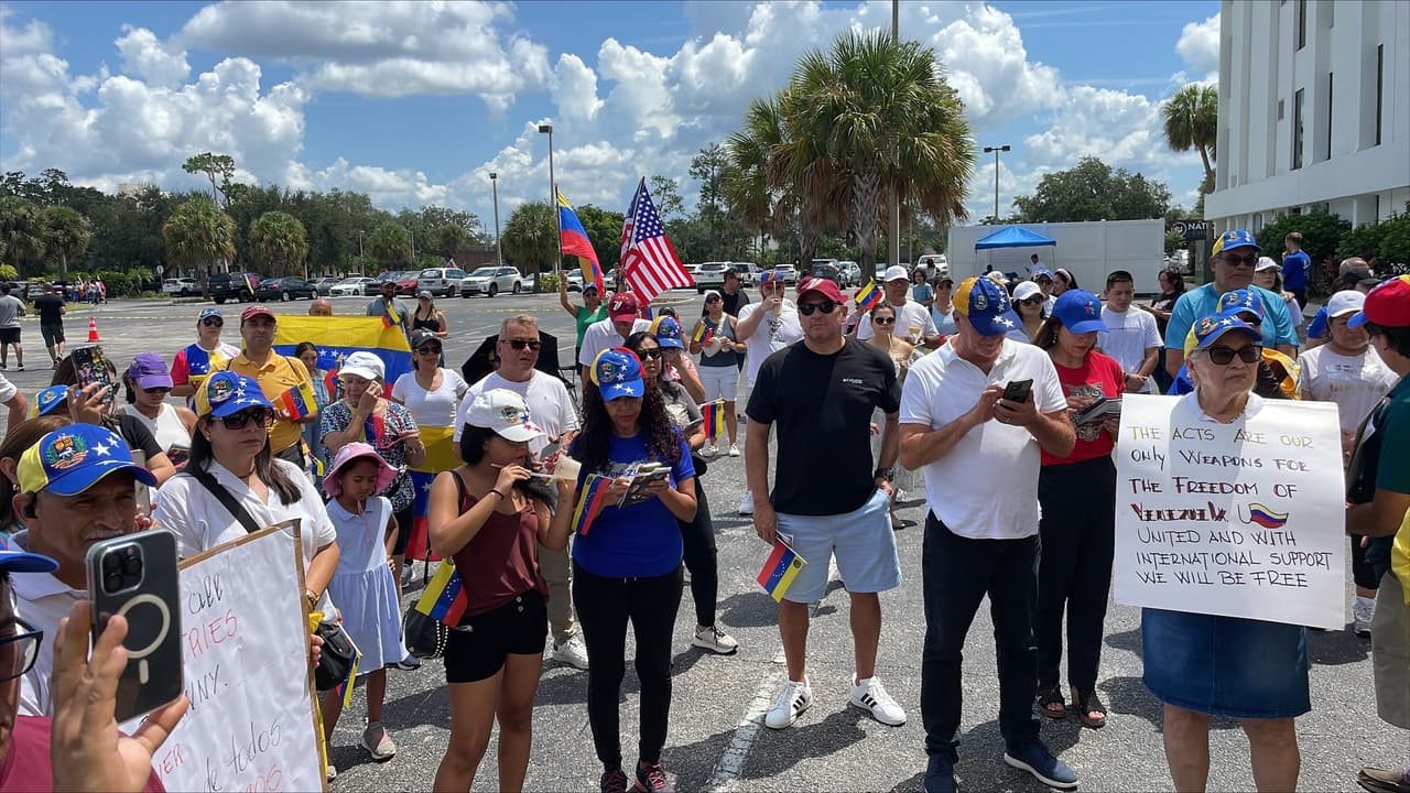 Decenas de venezolanos respondieron a una convocatoria denominada ¡Una Luz por la Libertad!