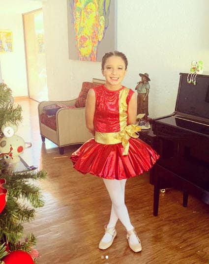 También llamó la atención su hija menor, María Itatí, quien ha crecido mucho a sus 10 años de edad.