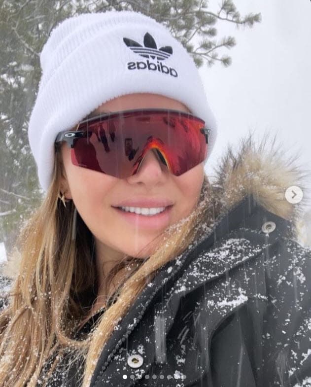 <b>Chiquis Rivera</b> pasó muy bien acompañada la Nochebuena y Navidad con unas heladas, pero divertidas vacaciones. 
<br>