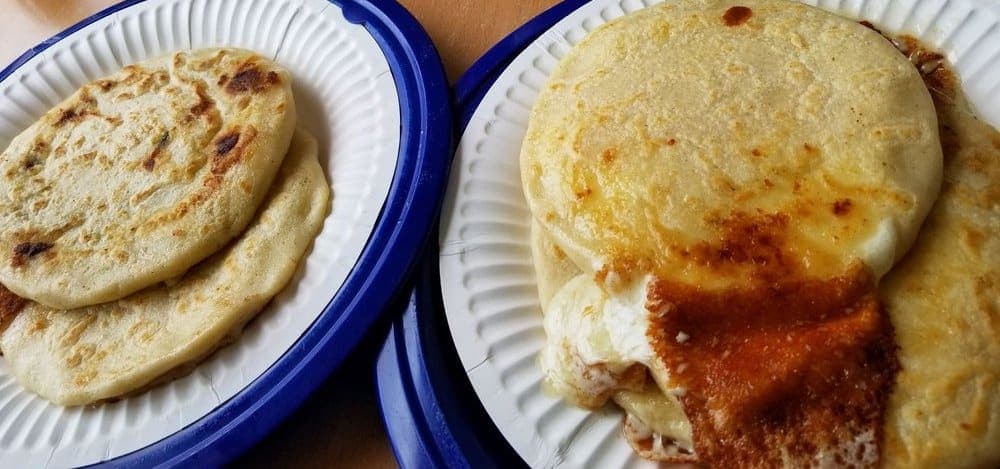 <b>El Guanaco</b> ubicado en la zona de Westlake, 2015 W 7th St, es conocido por diversas comidas típicas salvadoreñas, especialmente por sus pupusas.