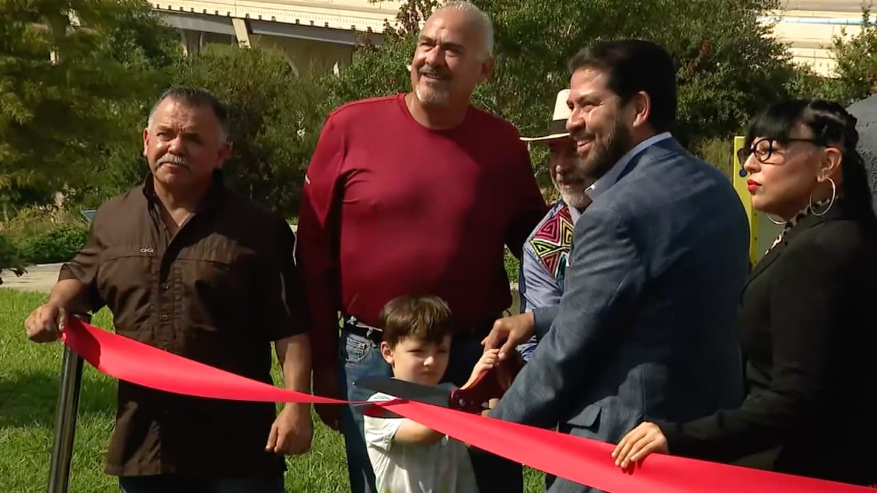 “Por mi parte, la meta principal fue mantener la cultura indígena y de la comunidad chicana y también dar presencia al arte público a la comunidad del Northside”, indicó Cantú Medel.