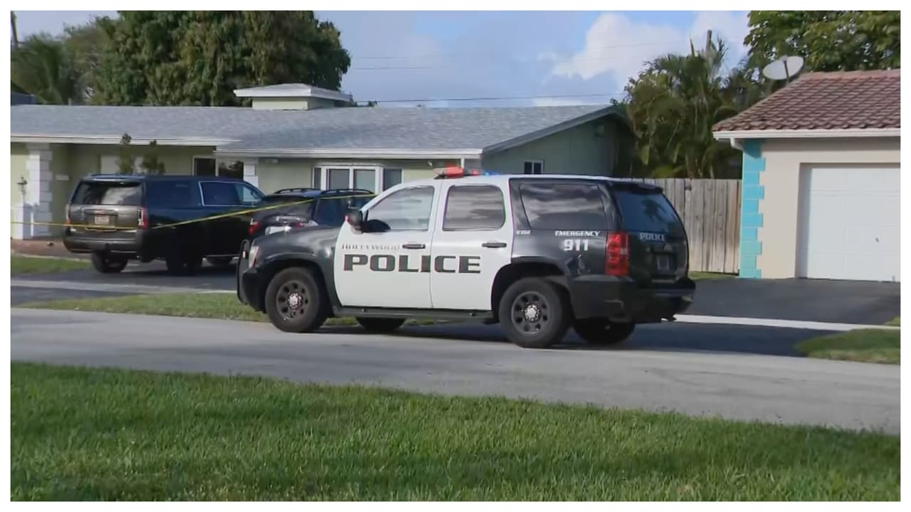 Un padre y dos niños de 2 y 5 años mueren ahogados en una piscina de Hollywood