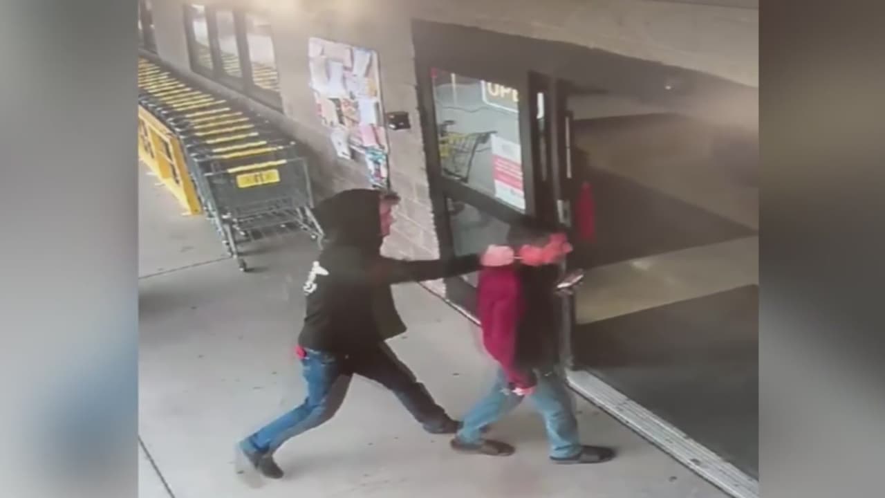 Hombre es agredido en tienda de Sacramento: policía investiga fuerte golpe en la cabeza