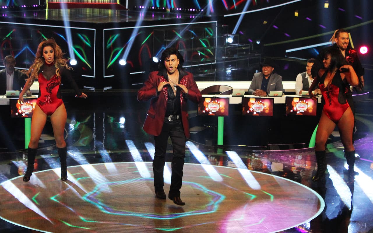 El juez hizo un musical para demostrar que es más que actor.