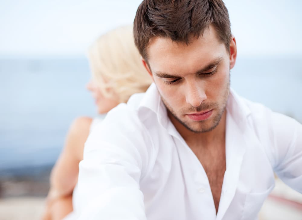 No dejes transcurrir un día más en la incertidumbre amorosa. Sal de dudas, pon orden en tu vida. Tampoco exageres tus tratamientos ni lleves a extremos tus cuestiones de salud.