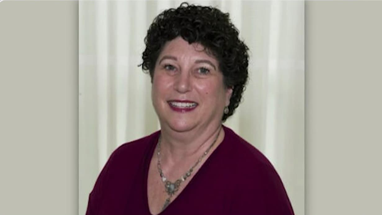 Identifican a una maestra entre los seis fallecidos en el tiroteo durante un desfile por el 4 de julio