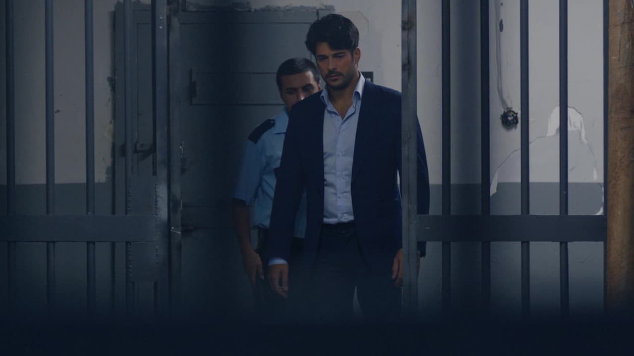 Kemal tendrá que esperar en prisión mientras su abogado comprueba que sus diferencias con Emir eran profesionales y no personales.