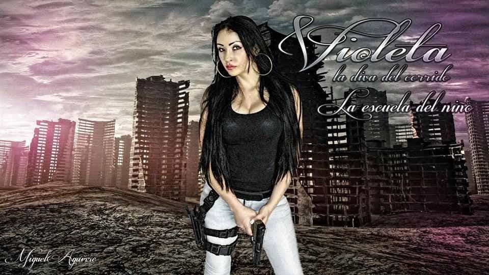 Después de mantener a los perjudicados en un edificio en la ciudad de Culiacán, la 'Diva del Corrido' y sus supuestos cómplices los llevaron a un banco para retirar el dinero.