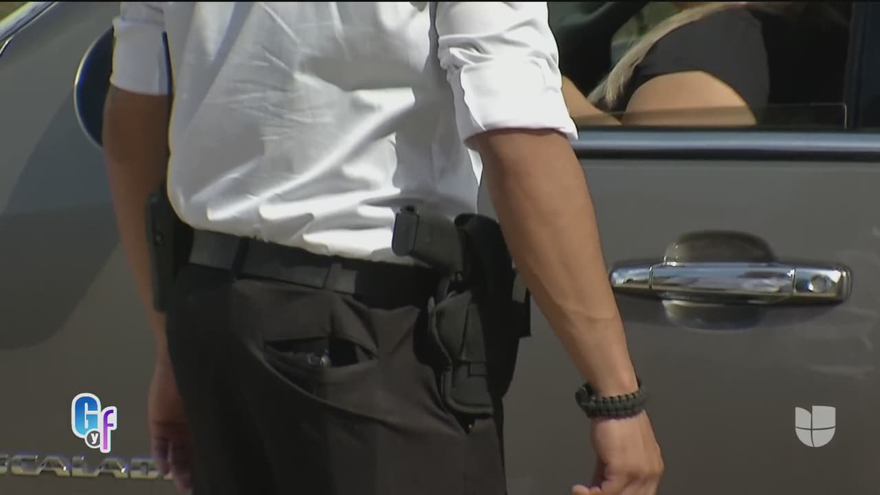 Cabe señalar que los guardias llevaban armas de fuego y de descargas eléctricas, las cuales, escondieron cuando llegó la policía.