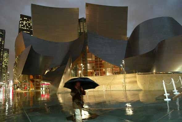 3-Tocar en el Disney Hall tocamos junto a Dudamel, YoLA (Programa de orquesta juvenil de LA) y Herbie Hancock- estuvimos llorando casi todo el show