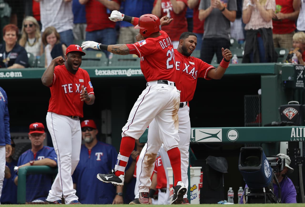 Finalmente, tras el altercado, Texas ganó 7 a 6 a Toronto. Ambos jugadores podrían ser multados y suspendidos