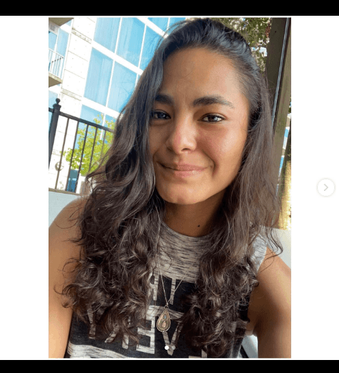 “Sí creo que nunca pensé trabajar en una película así, porque hacer una película de superhéroes no es sencilla, ¿sabes?. Y todo el trabajo y la experiencia que te deja y que te da la empresa es enorme. Hay un entrenamiento brutal y específico para cada área. (...) Yo la pondría en este momento como una de las experiencias que definitivamente cambió mi vida”.