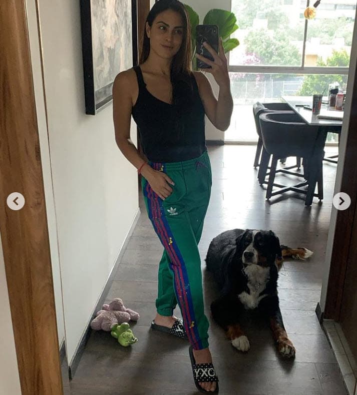 "Lo que tú podrías ver como potencial de crítica o juicio yo lo veo como agradecimiento. ¿Por qué? Porque estoy sana, porque mis piernas me mantienen firme y me ayudan a dar cada paso", comenzó su discurso.