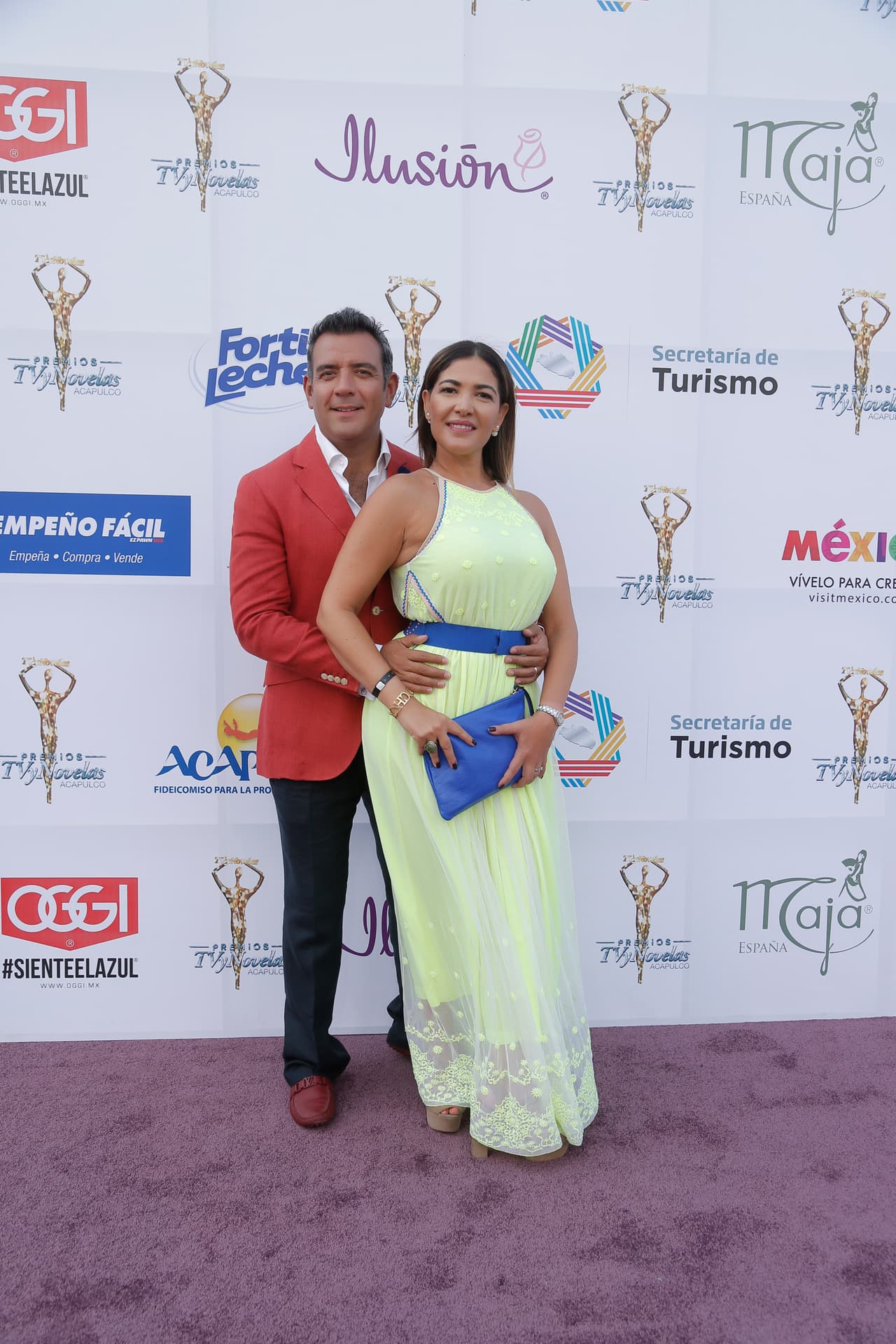 ¡Nos encanta verlos tan enamorados!