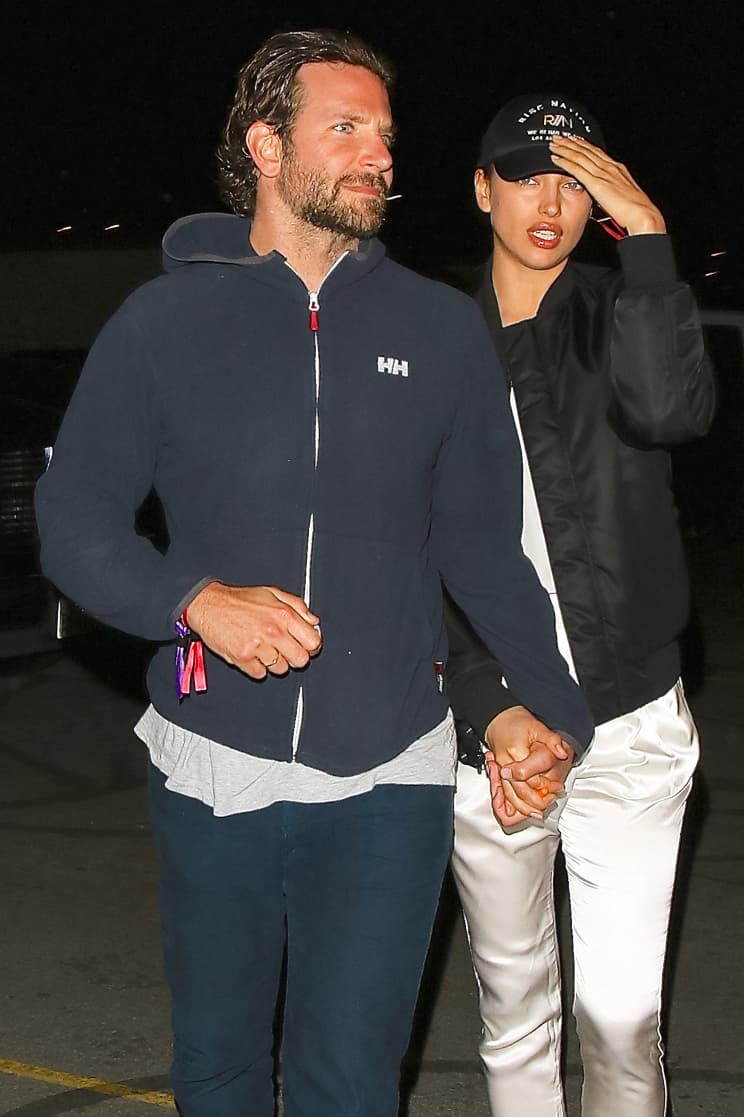 Así cubrió su rostro.