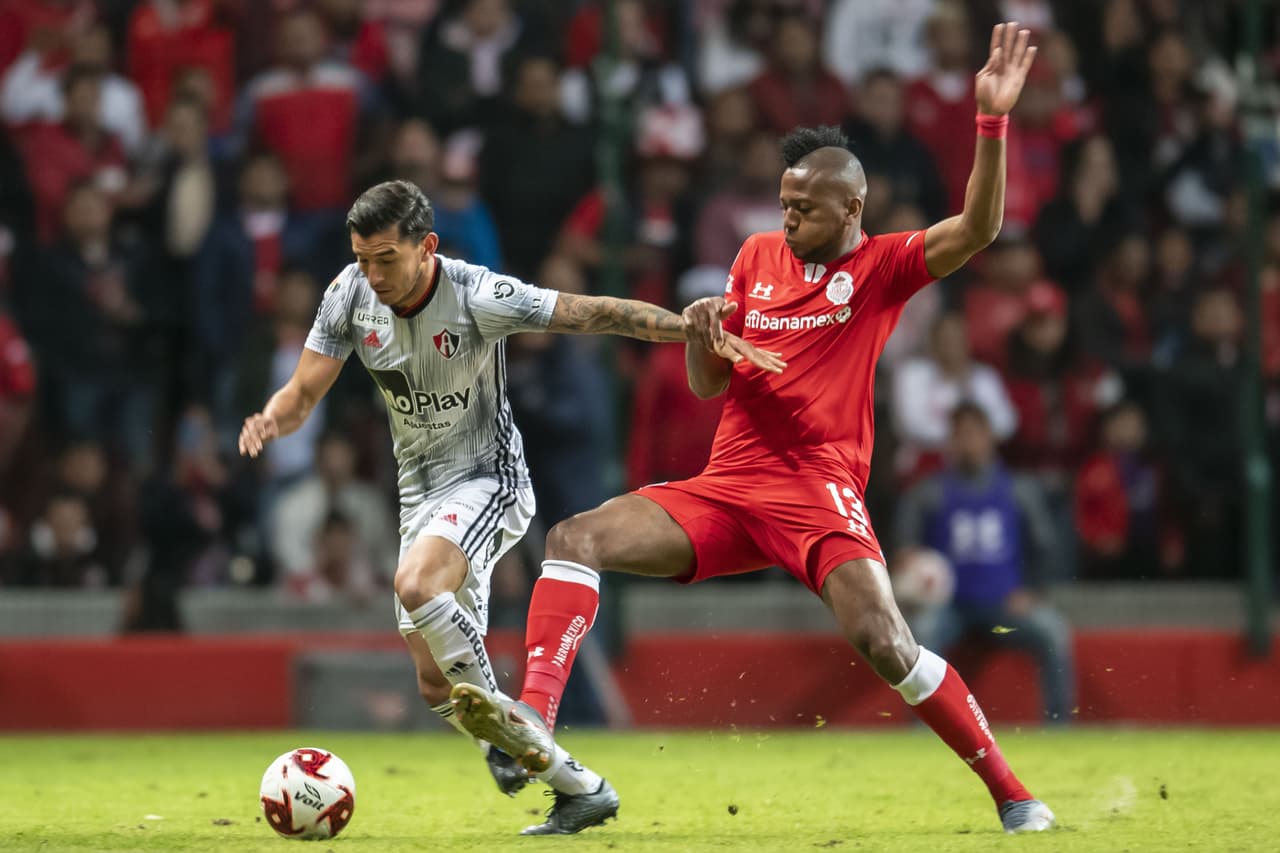 Estrada (17’) abrió el marcador para los locales. Correa (28’) y Conti (49’) dieron la vuelta al partido y Diego Rigonato (77´) empató el encuentro. Lorenzo Reyes de Atlas falló en la tanda de penales.