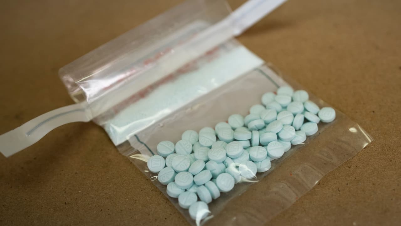 Alarma por la venta de pastillas falsas con fentanilo entre jóvenes y adolescentes